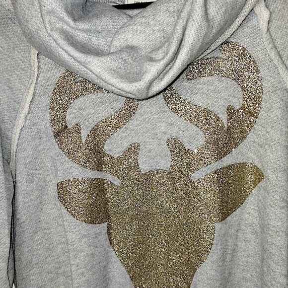 12pm By Mon Ami Womens Tee Sz M Unisex Cowl Neck Grey Gold Sparkle Reindeer Xmas - Picture 6 of 9